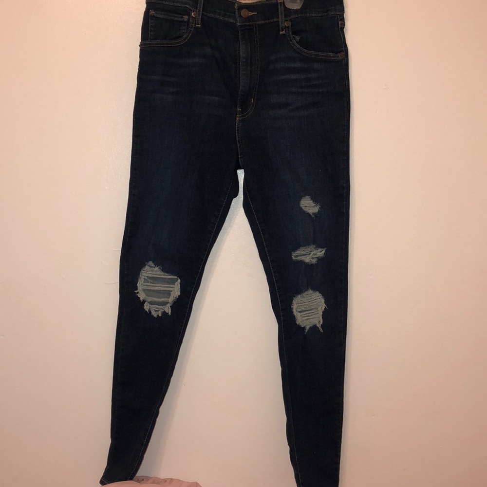 Levis highrise jeans